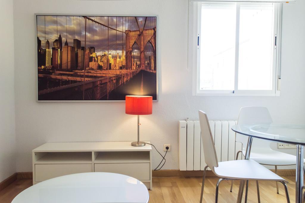 For You Rentals Reina Sofia Apartment Temporal Df21 马德里 外观 照片
